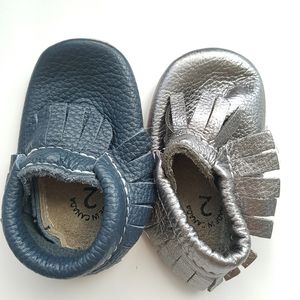 MINIMOC mismatched booties